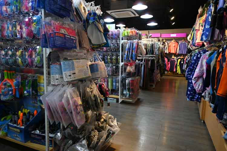 MINNEX 游泳用品專門店:您的最佳水上及禦寒活動裝備首選 🏊♀️❄️