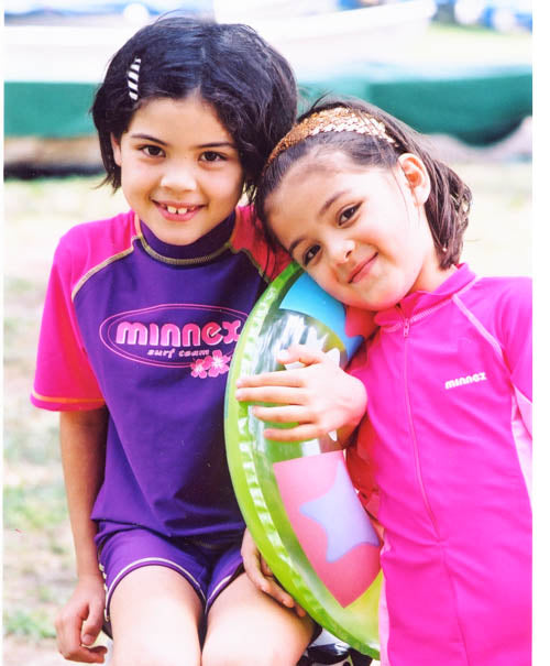 【MINNEX 女童泳衣】網購必備！防曬保暖 ☀️ UPF50+ 兒童泳裝 SPF 話你知！