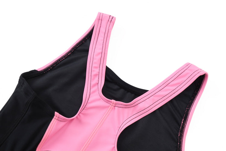 Close-up of a sleeveless 藍色女童練習泳衣 <68401830-H2>, featuring wide shoulder straps, a mix of blue fabric, and visible stitching.