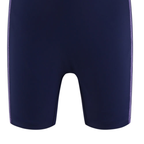 Close-up view of the lower half of the 深藍色女童練習泳衣 <68401830-H1>, featuring navy blue fitted shorts reminiscent of 學校泳衣, with light-colored stitching along the outer seams for a sporty look.